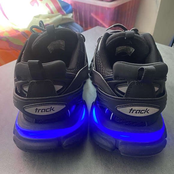 Balenciaga LED Track Black size 12 - Picture 7 of 8
